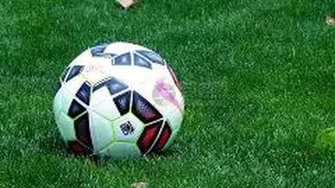 激战正酣！深度解析：法兰克福VS多特蒙德德甲巅峰对决，独家揭秘10红8星战术风云！