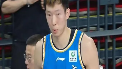 肖国栋独木难支，中国选手球员锦标赛四强仅他一人晋级